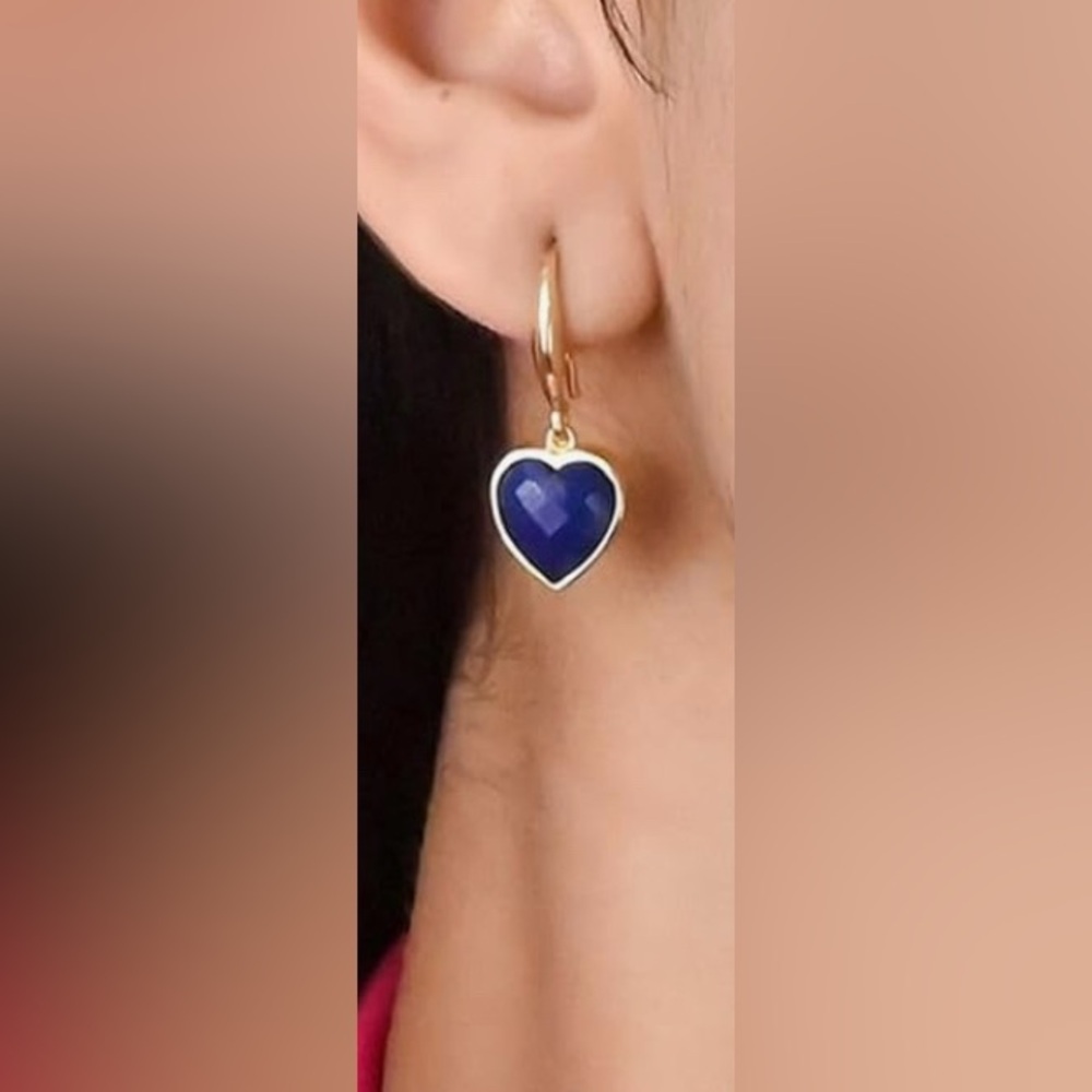 Stunning upscale Neiman Marcus 18KT Gold Vermeil Lapis heart  Drop earrings - Picture 3 of 3